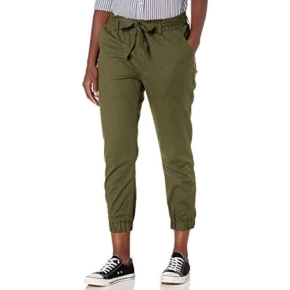 Levi’s Women’s High Rise Olive Green Joggers | Size M | Casual Cropped Pants Tie